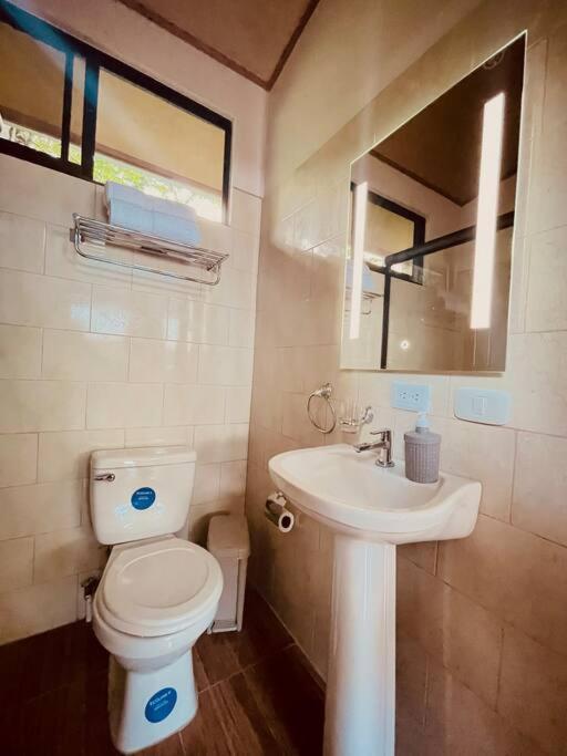 Appartement Casa Noil, Beautiful Eco House Near The Beach! à Puerto Viejo de Talamanca Extérieur photo