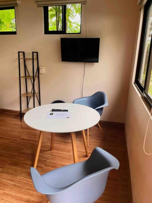 Appartement Casa Noil, Beautiful Eco House Near The Beach! à Puerto Viejo de Talamanca Extérieur photo